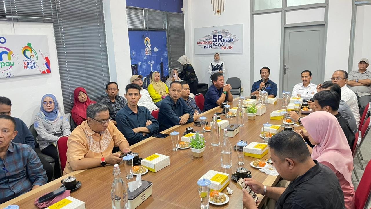 Capacity Building Tim Pengendalian Inflasi Daerah (TPID) Se-Provinsi Gorontalo di Perumda Varia Niaga Samarinda, 28 Oktober 2025